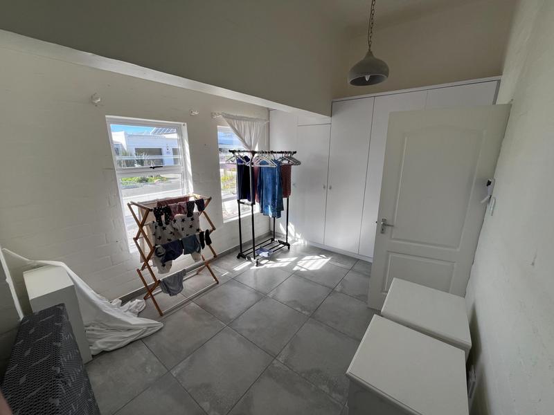 4 Bedroom Property for Sale in Dwarskersbos Western Cape